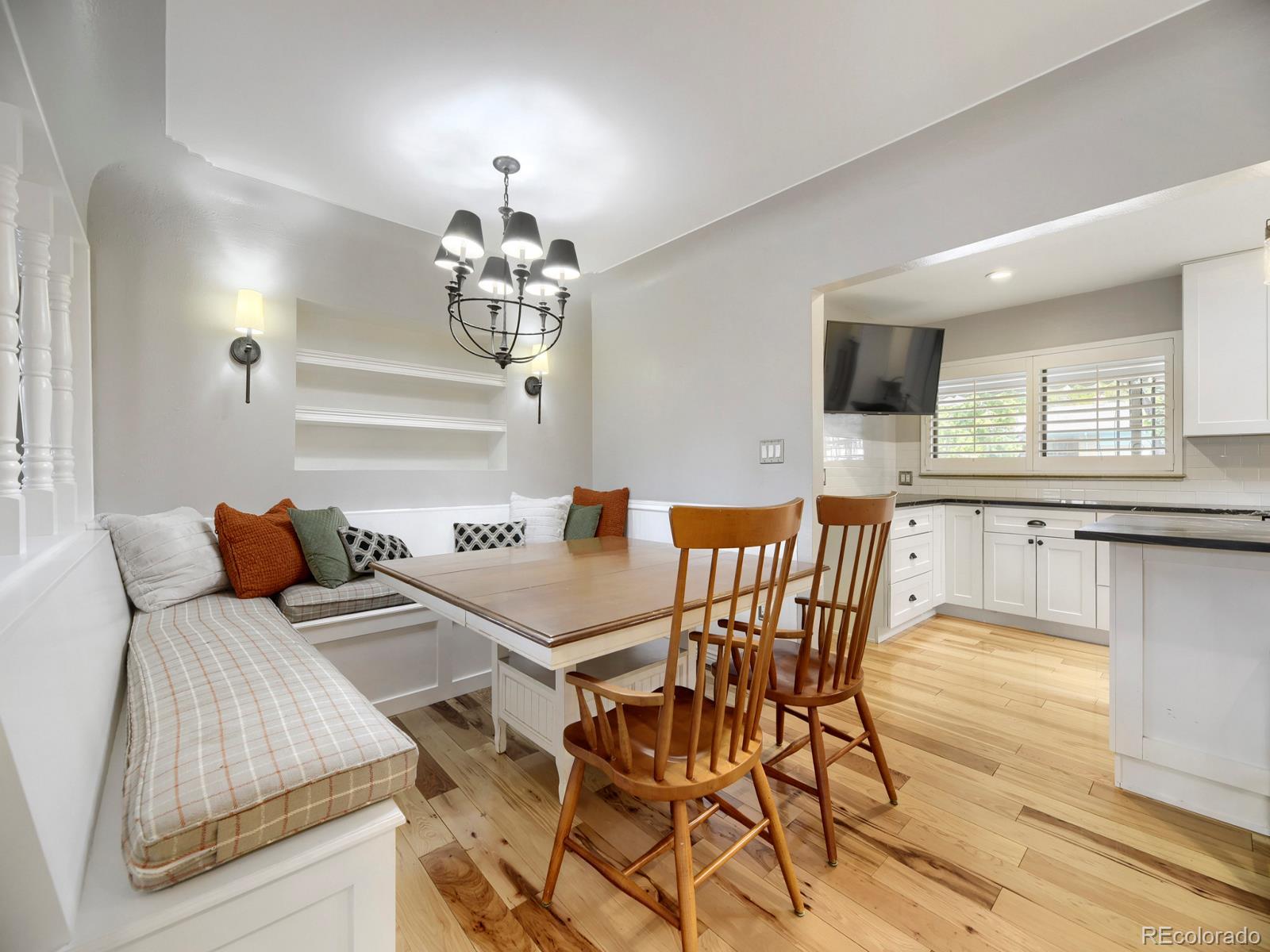 MLS Image #13 for 6305 s valleyview street,littleton, Colorado