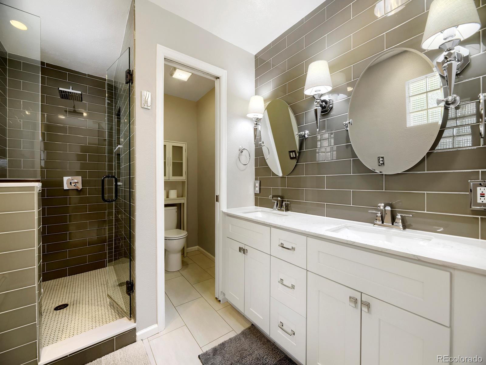 MLS Image #18 for 6305 s valleyview street,littleton, Colorado