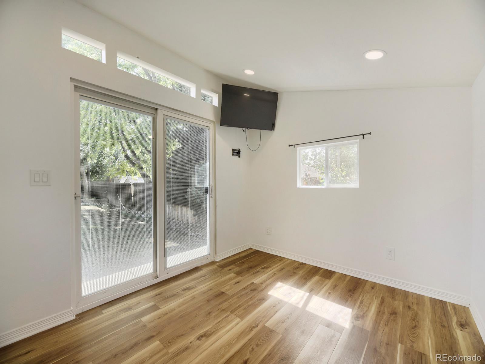 MLS Image #32 for 6305 s valleyview street,littleton, Colorado