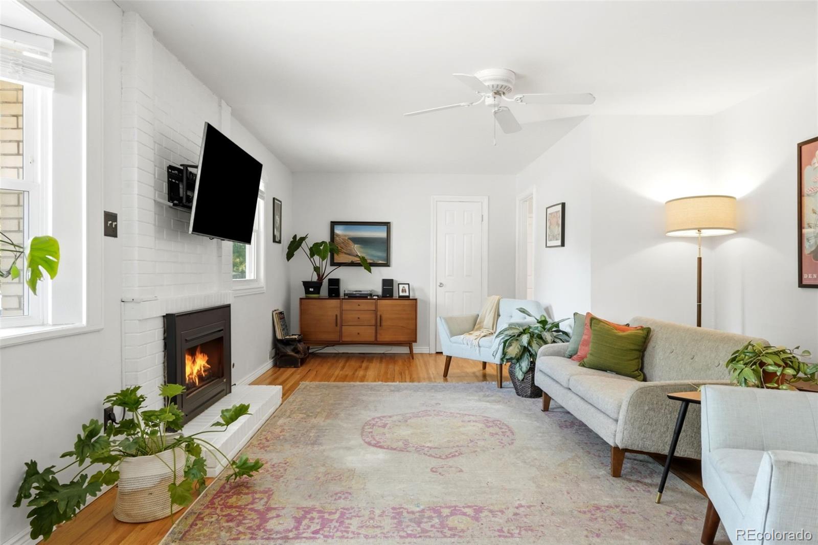 MLS Image #4 for 1330 s ivanhoe way,denver, Colorado