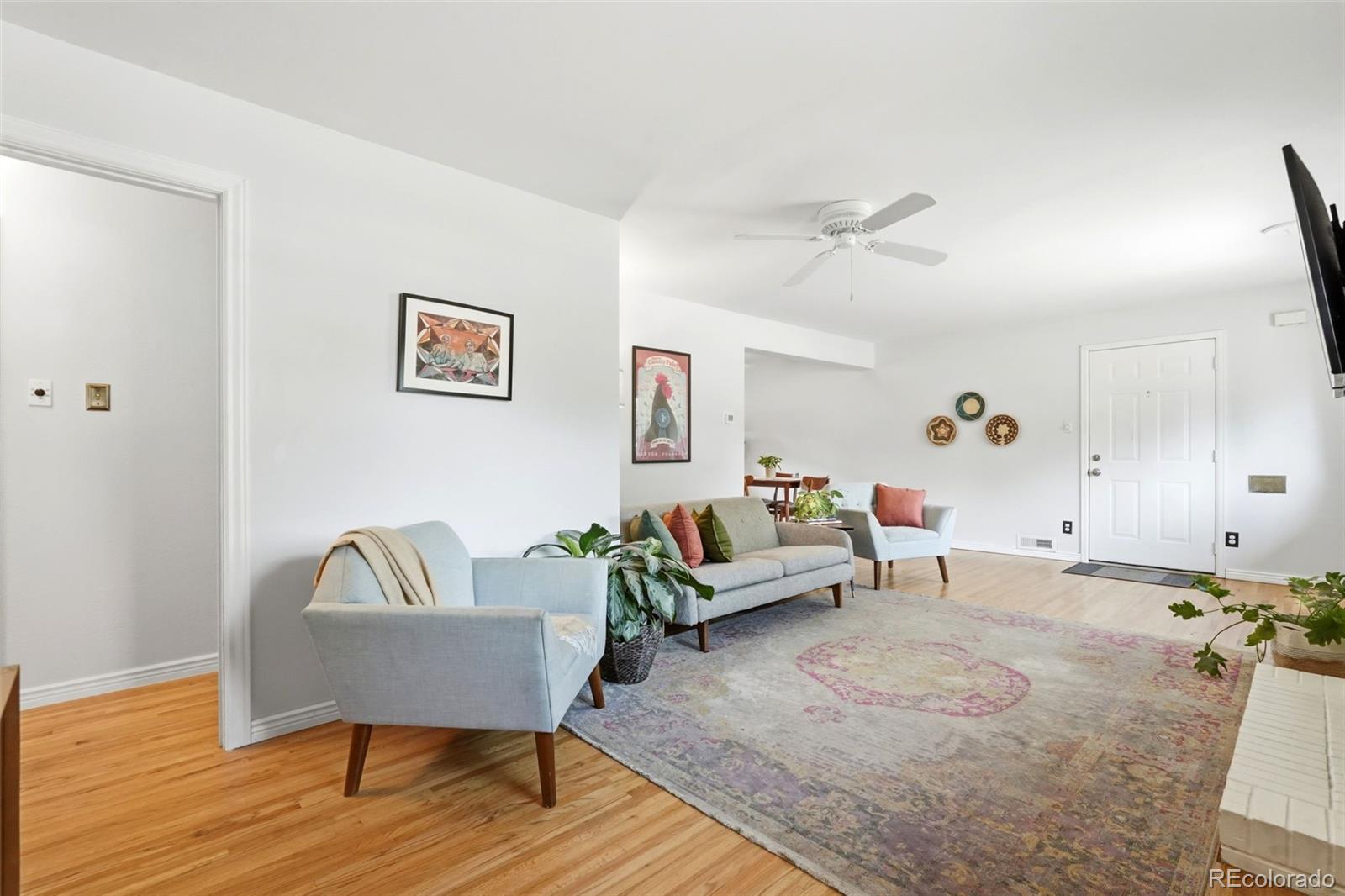 MLS Image #5 for 1330 s ivanhoe way,denver, Colorado