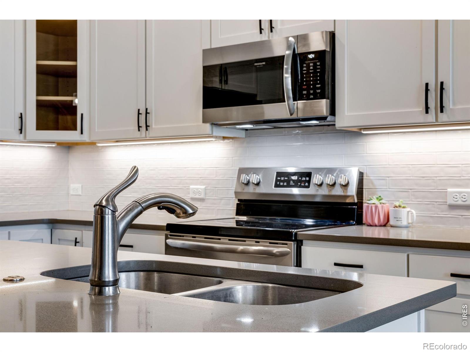 MLS Image #17 for 4148  greenhorn drive,loveland, Colorado