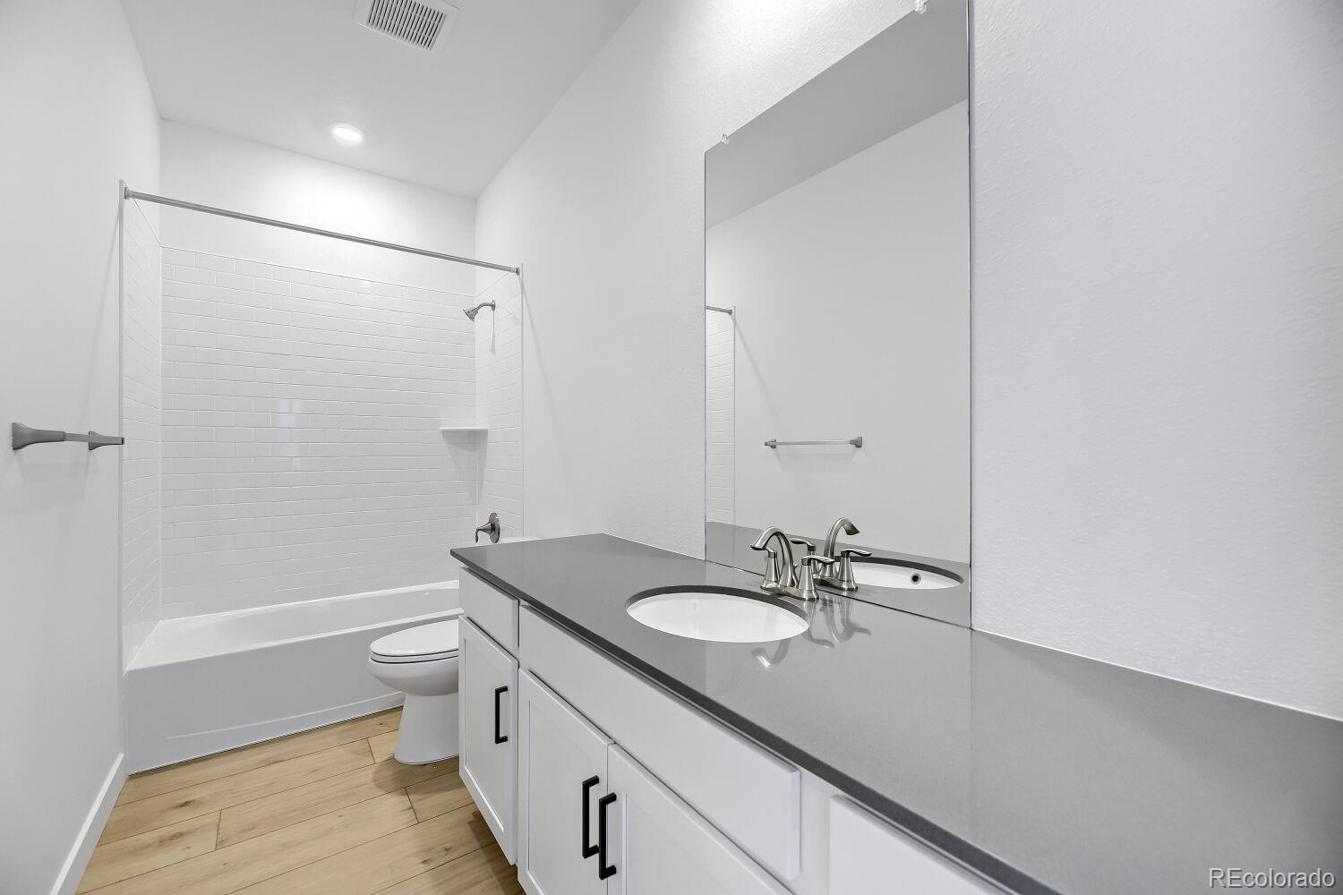 MLS Image #10 for 7741 s mobile way,centennial, Colorado