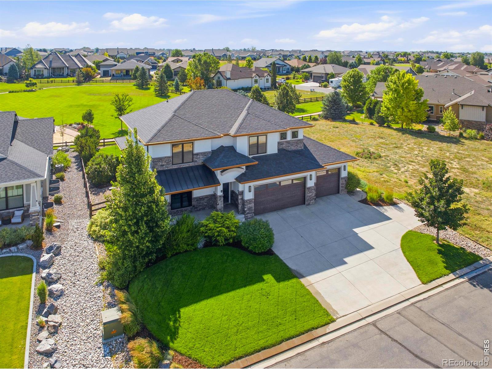 MLS Image #40 for 938  signal court,timnath, Colorado