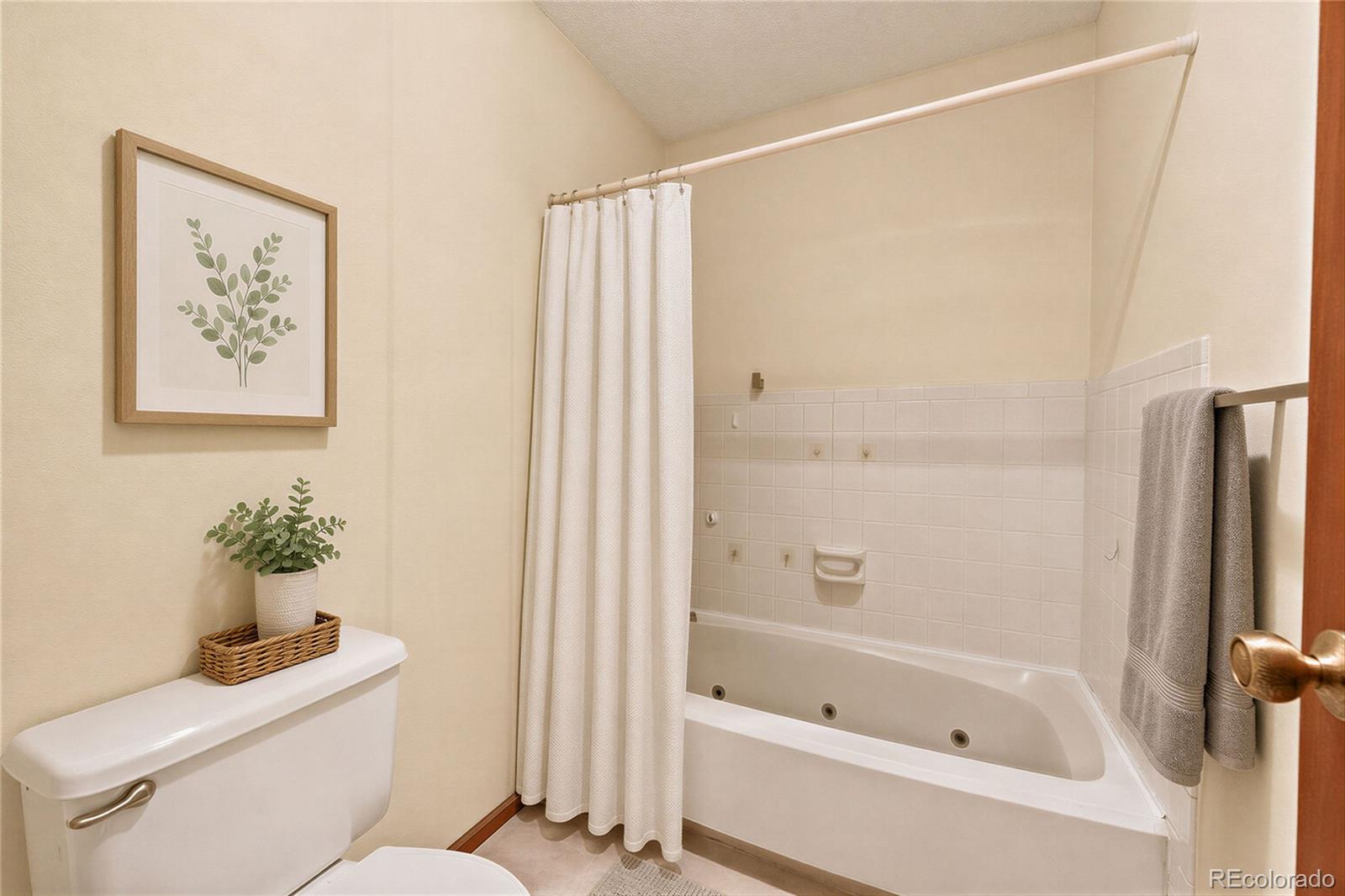 MLS Image #14 for 13950 e oxford place a210,aurora, Colorado
