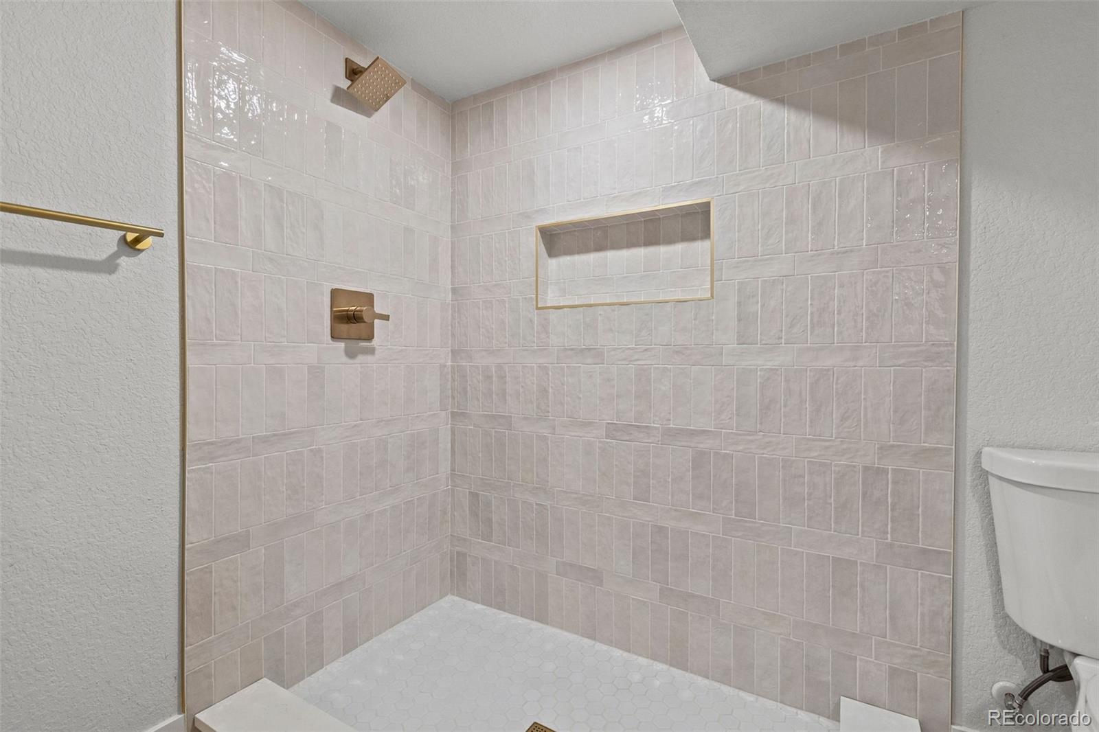 MLS Image #29 for 170 s eaton street,denver, Colorado