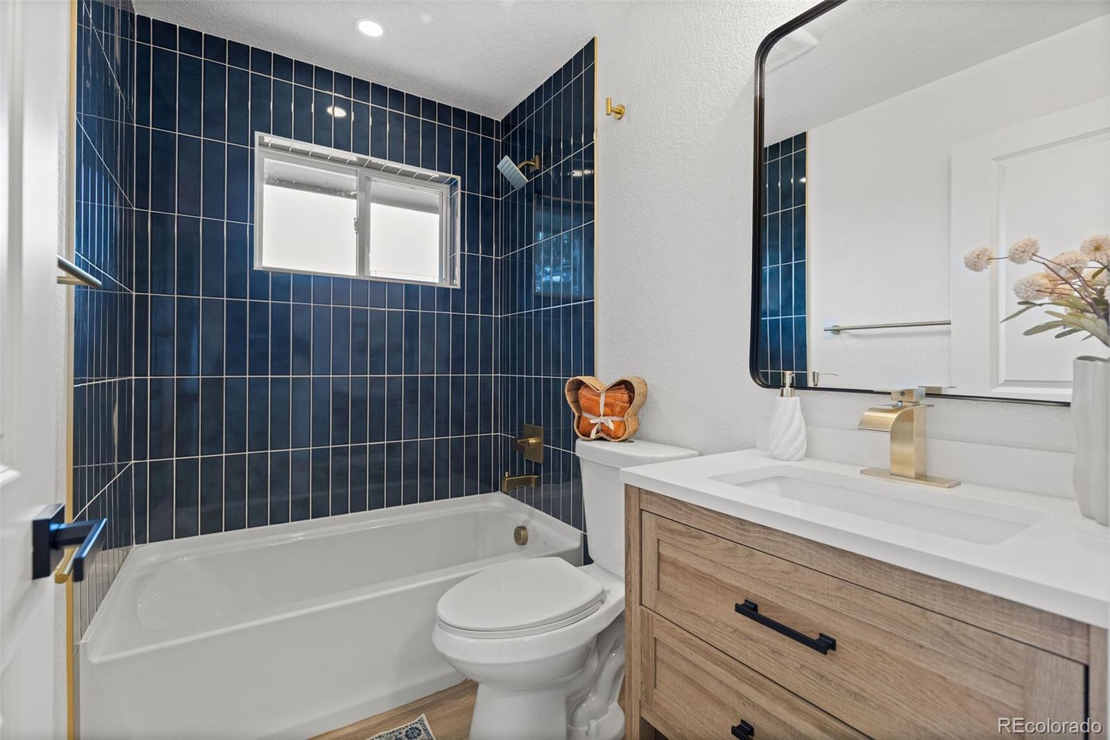 MLS Image #9 for 170 s eaton street,denver, Colorado