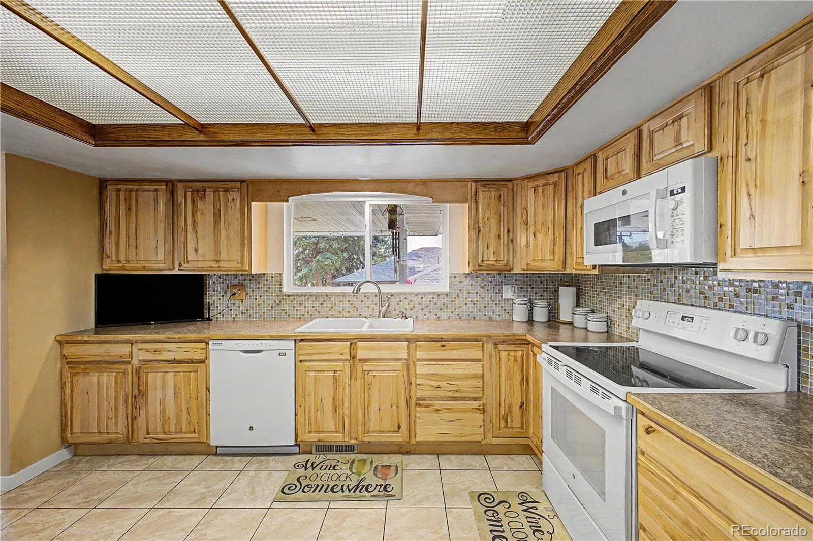 MLS Image #7 for 6790 w 63rd avenue,arvada, Colorado