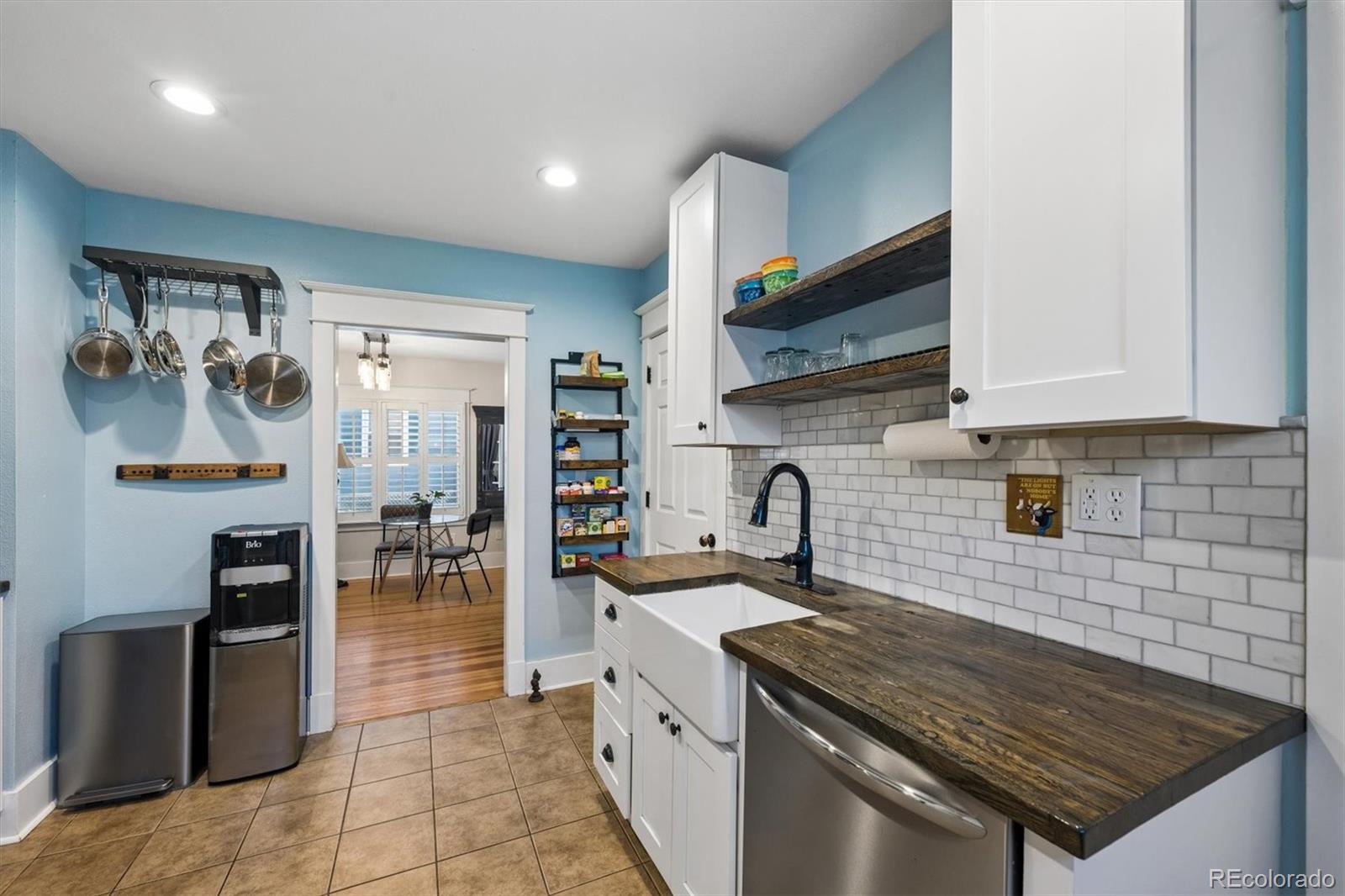MLS Image #13 for 1311  emporia street,aurora, Colorado