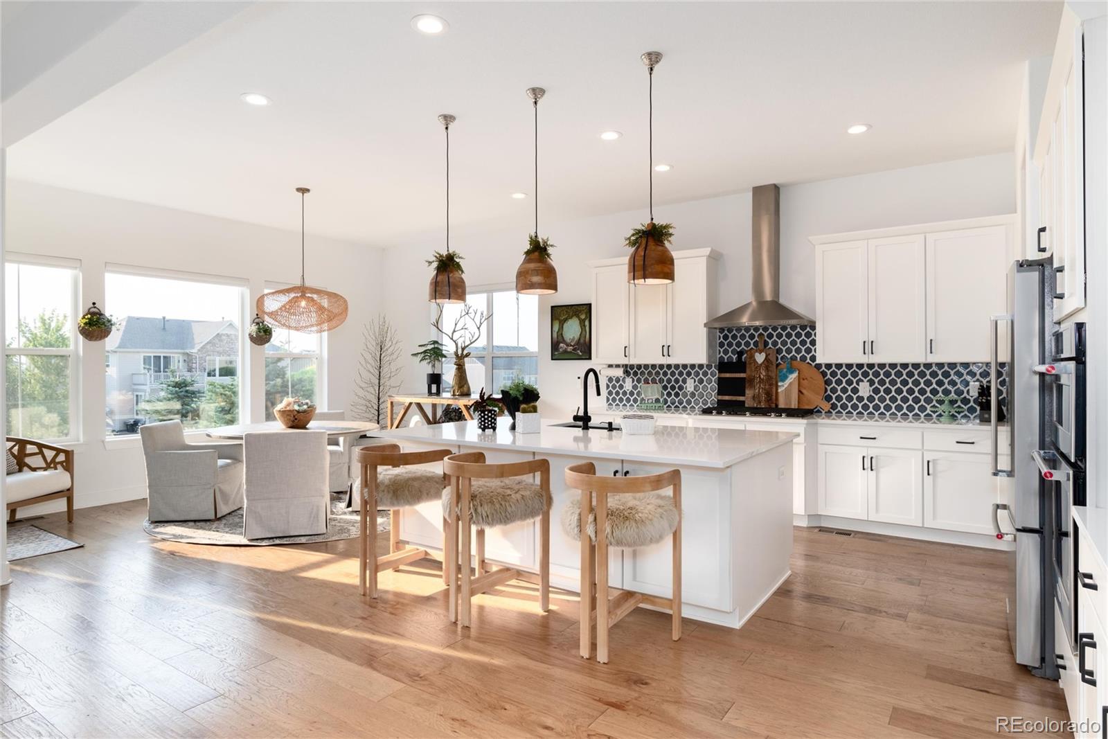 MLS Image #11 for 27810 e lakeview drive,aurora, Colorado