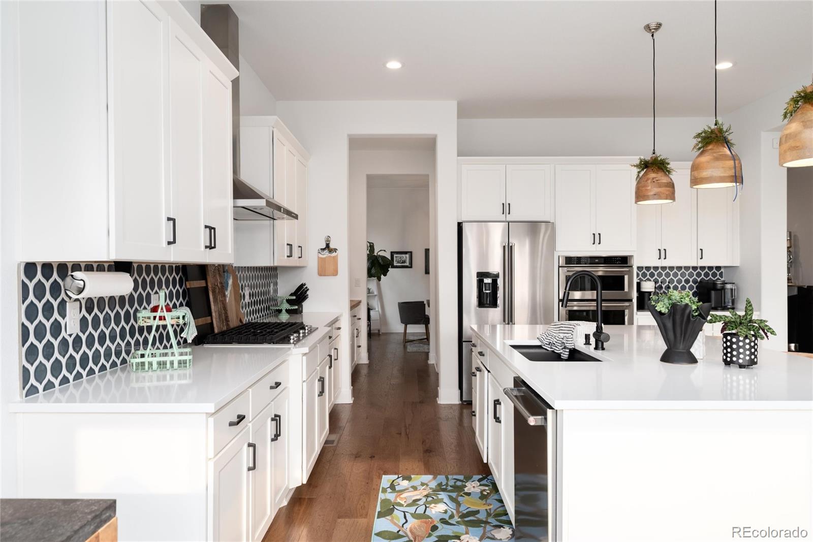 MLS Image #15 for 27810 e lakeview drive,aurora, Colorado