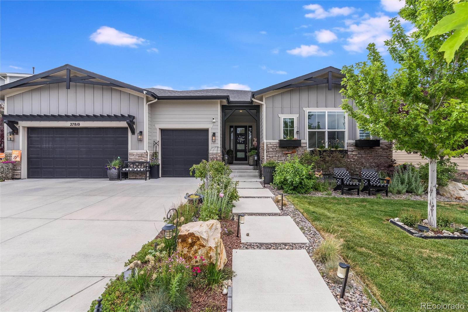 MLS Image #2 for 27810 e lakeview drive,aurora, Colorado