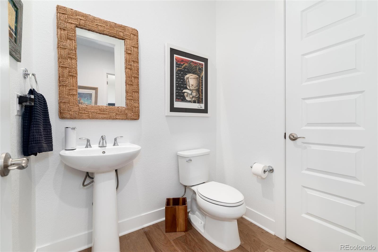 MLS Image #22 for 27810 e lakeview drive,aurora, Colorado