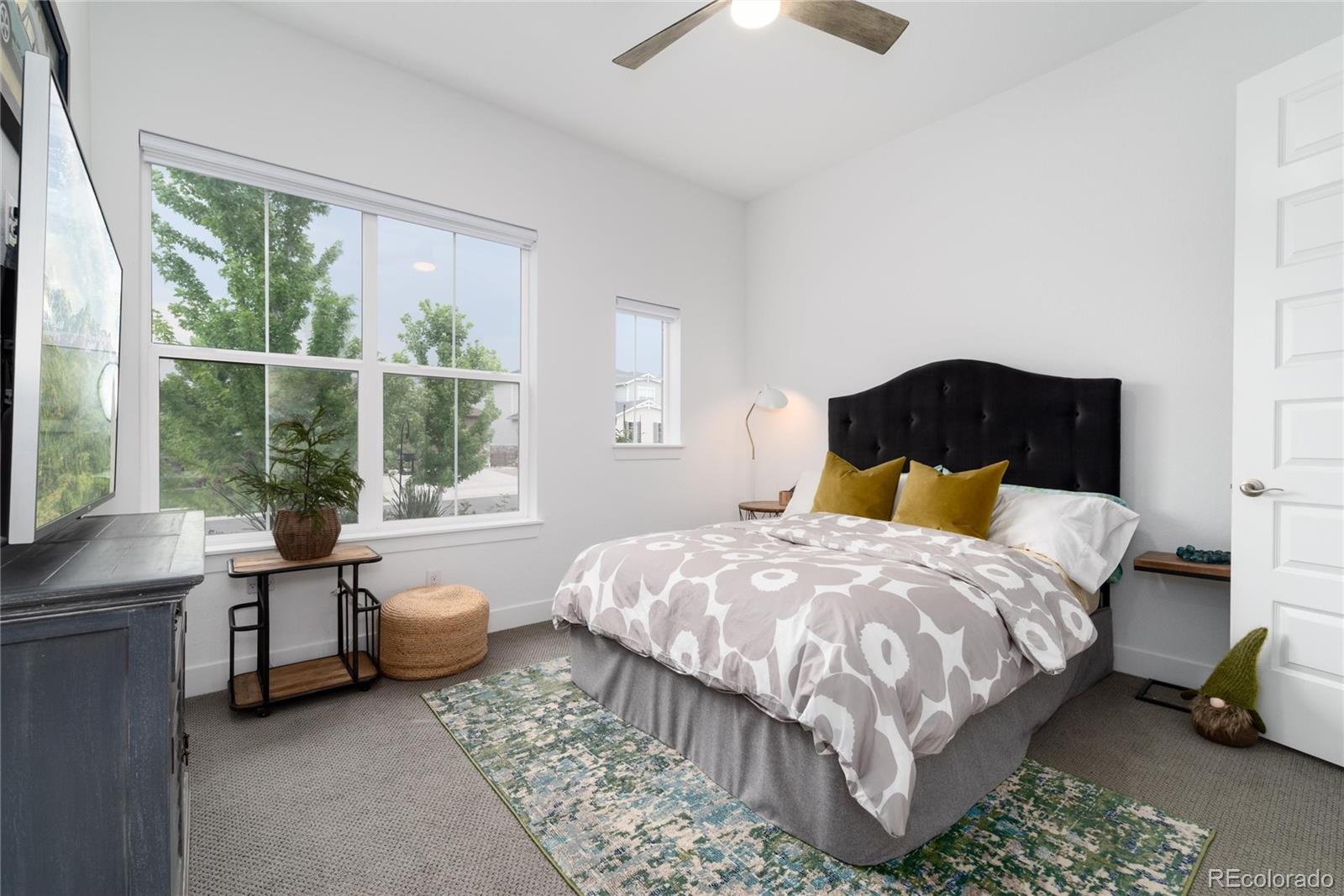 MLS Image #32 for 27810 e lakeview drive,aurora, Colorado