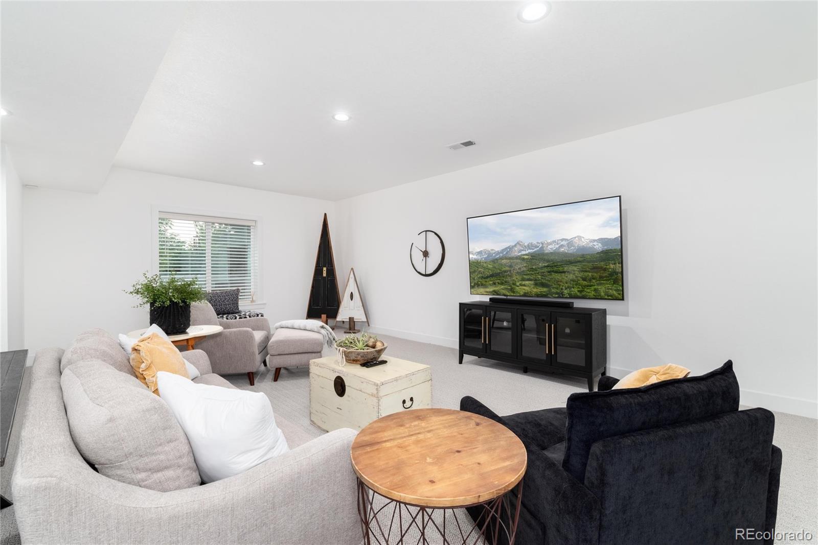 MLS Image #34 for 27810 e lakeview drive,aurora, Colorado