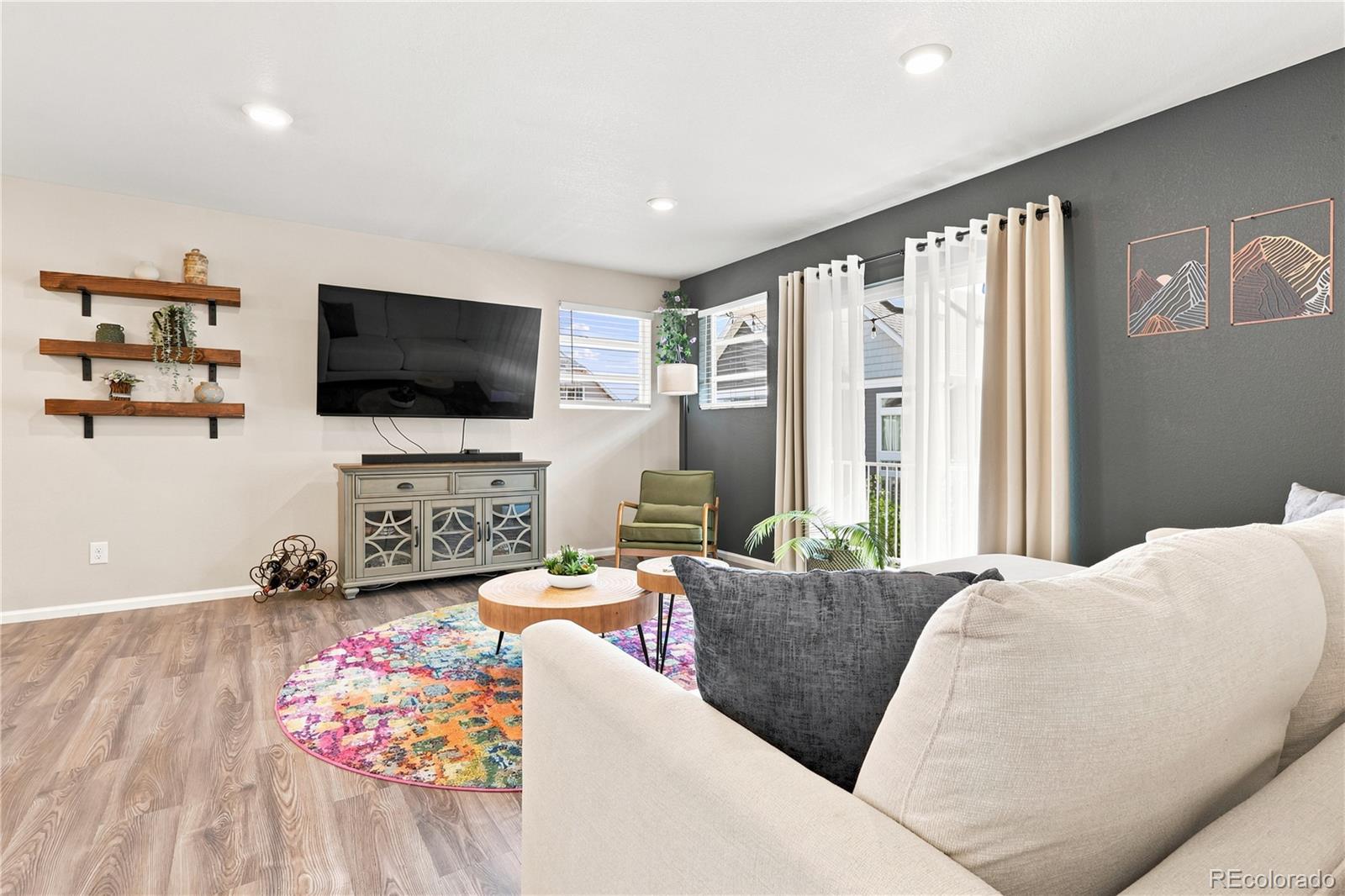 MLS Image #13 for 18662 e 53rd drive,denver, Colorado