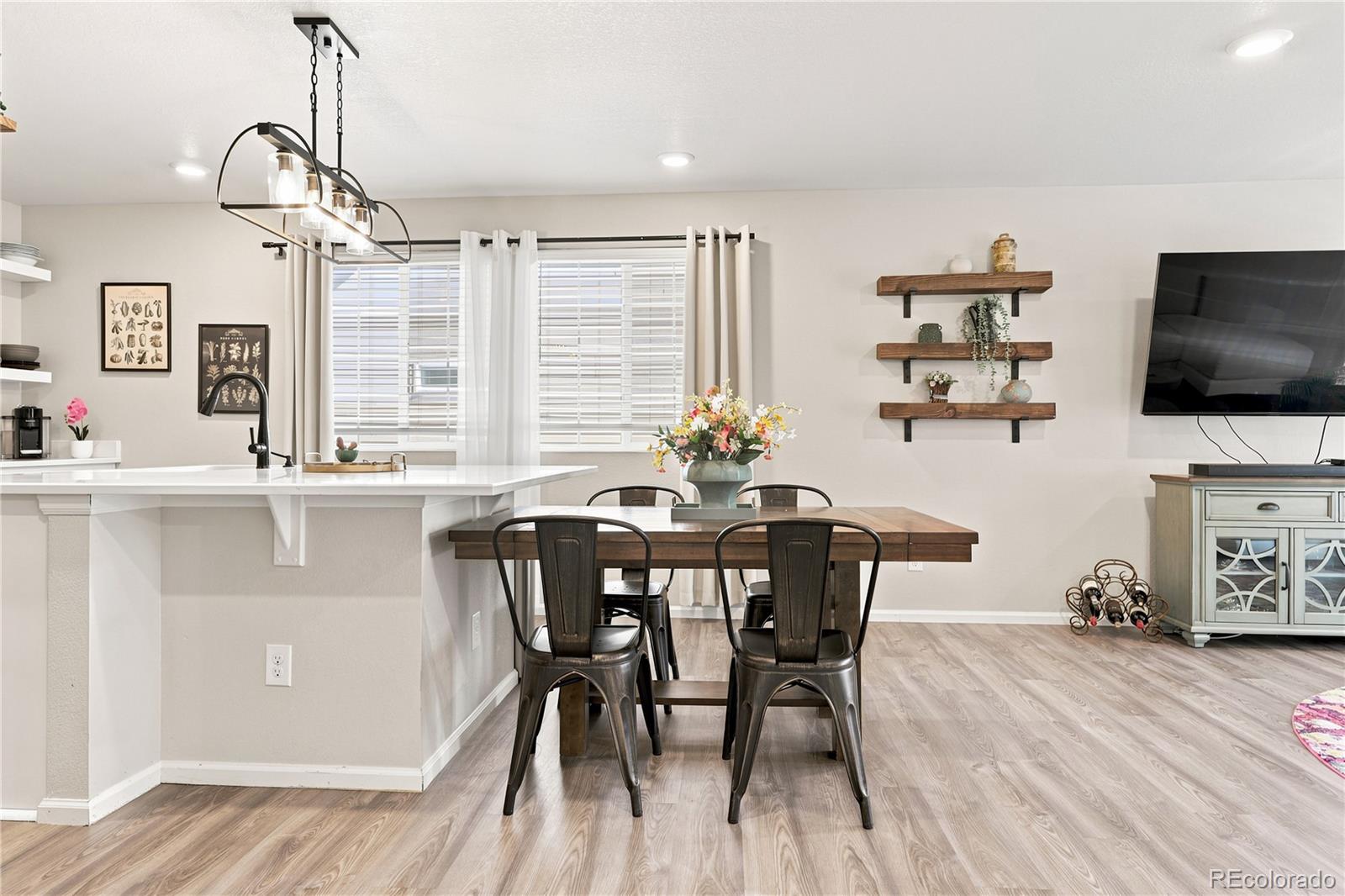 MLS Image #15 for 18662 e 53rd drive,denver, Colorado