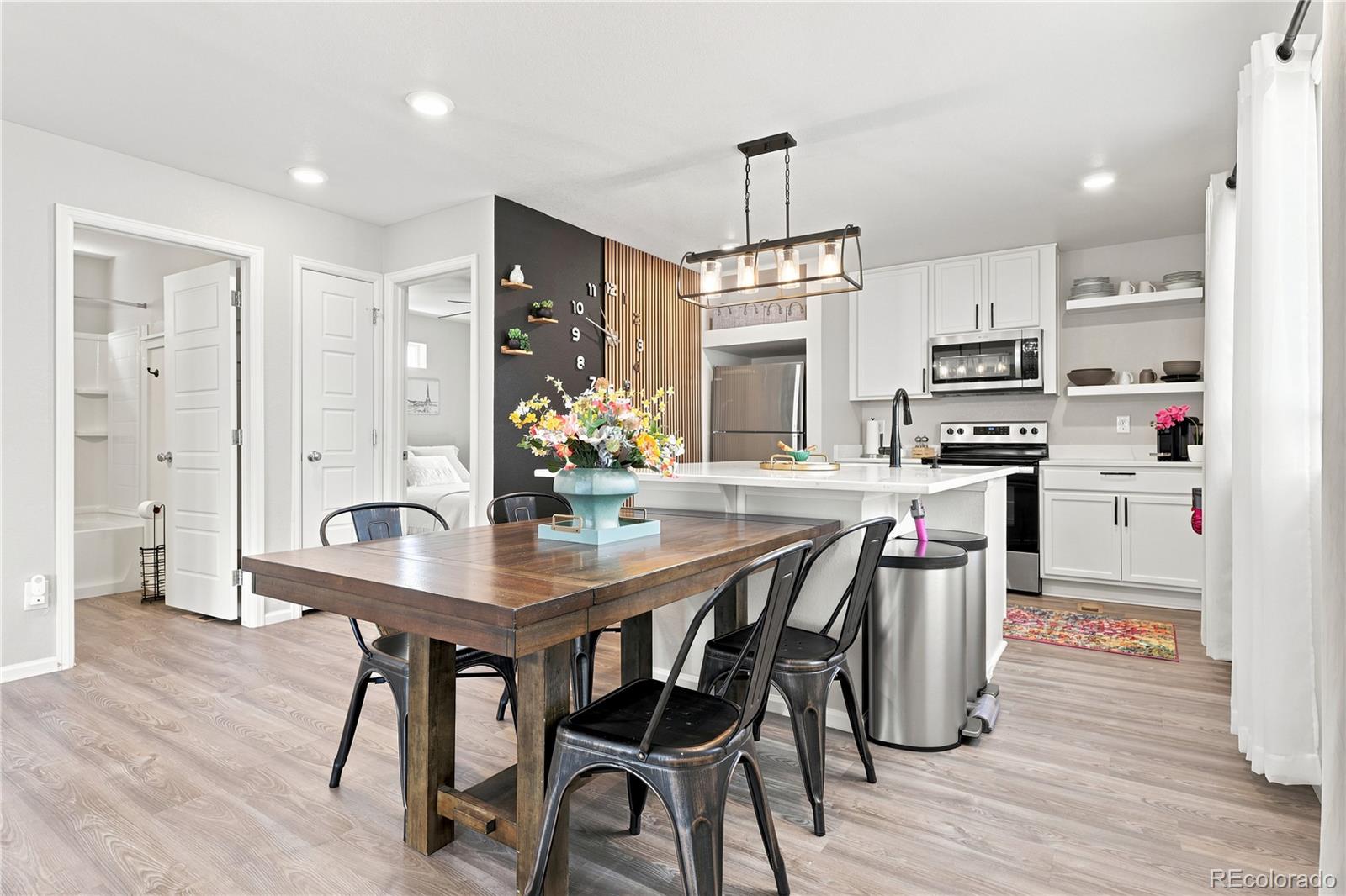 MLS Image #16 for 18662 e 53rd drive,denver, Colorado