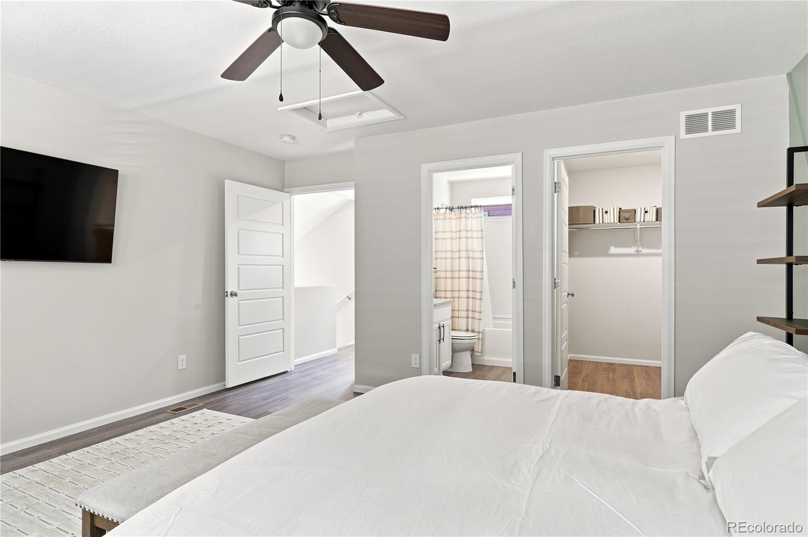 MLS Image #24 for 18662 e 53rd drive,denver, Colorado