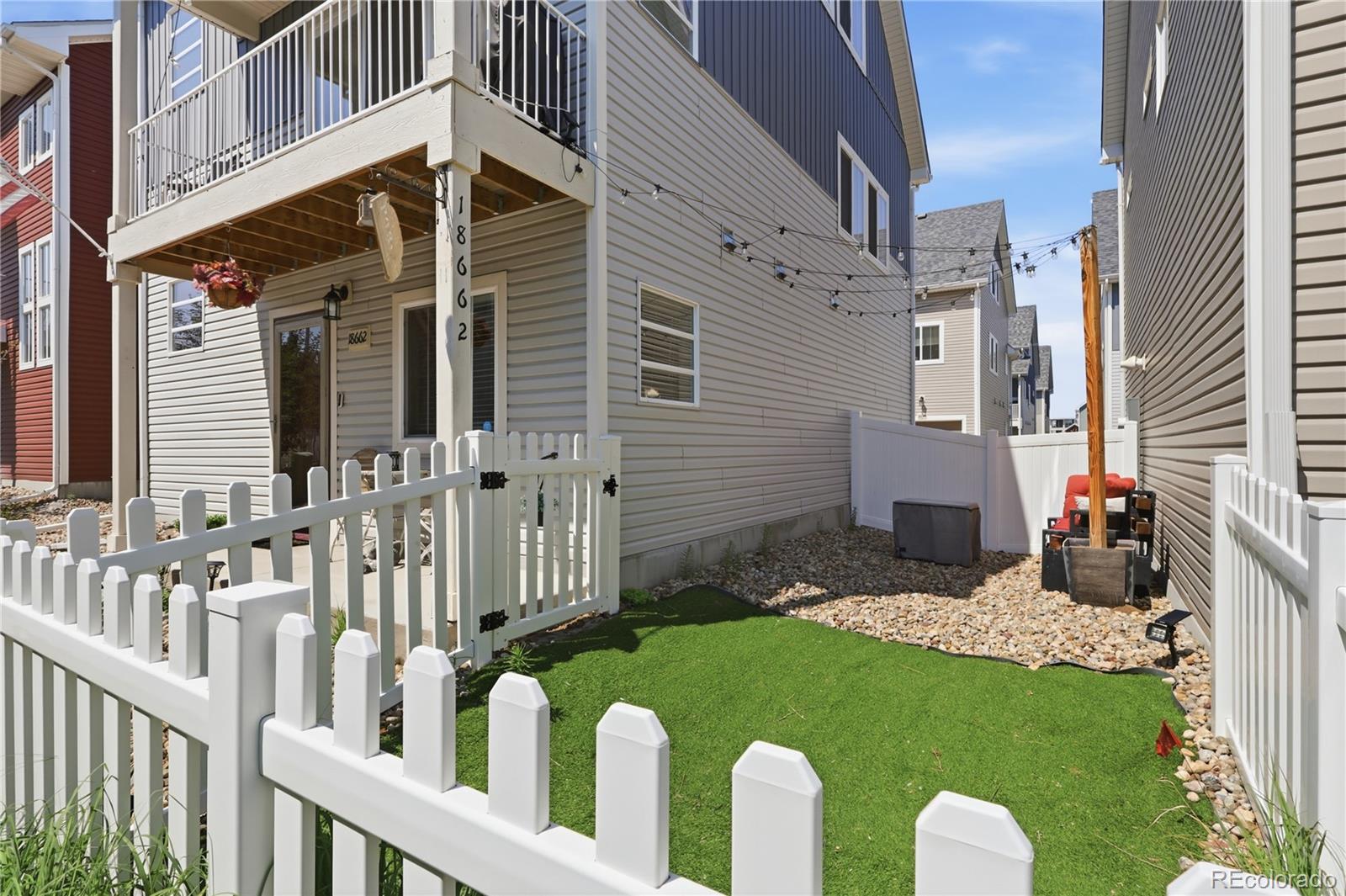 MLS Image #3 for 18662 e 53rd drive,denver, Colorado