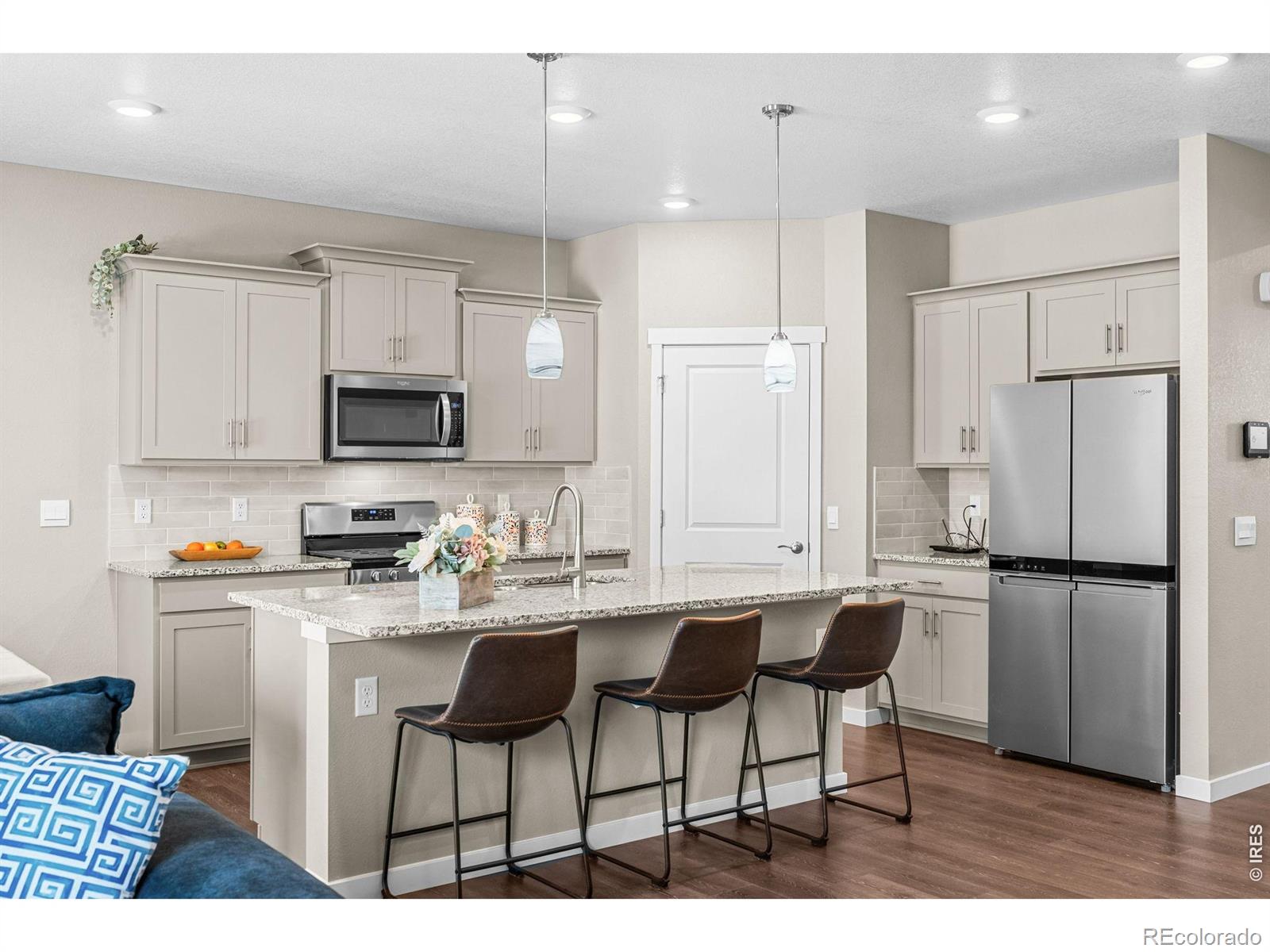 MLS Image #15 for 1661  vantage parkway,berthoud, Colorado
