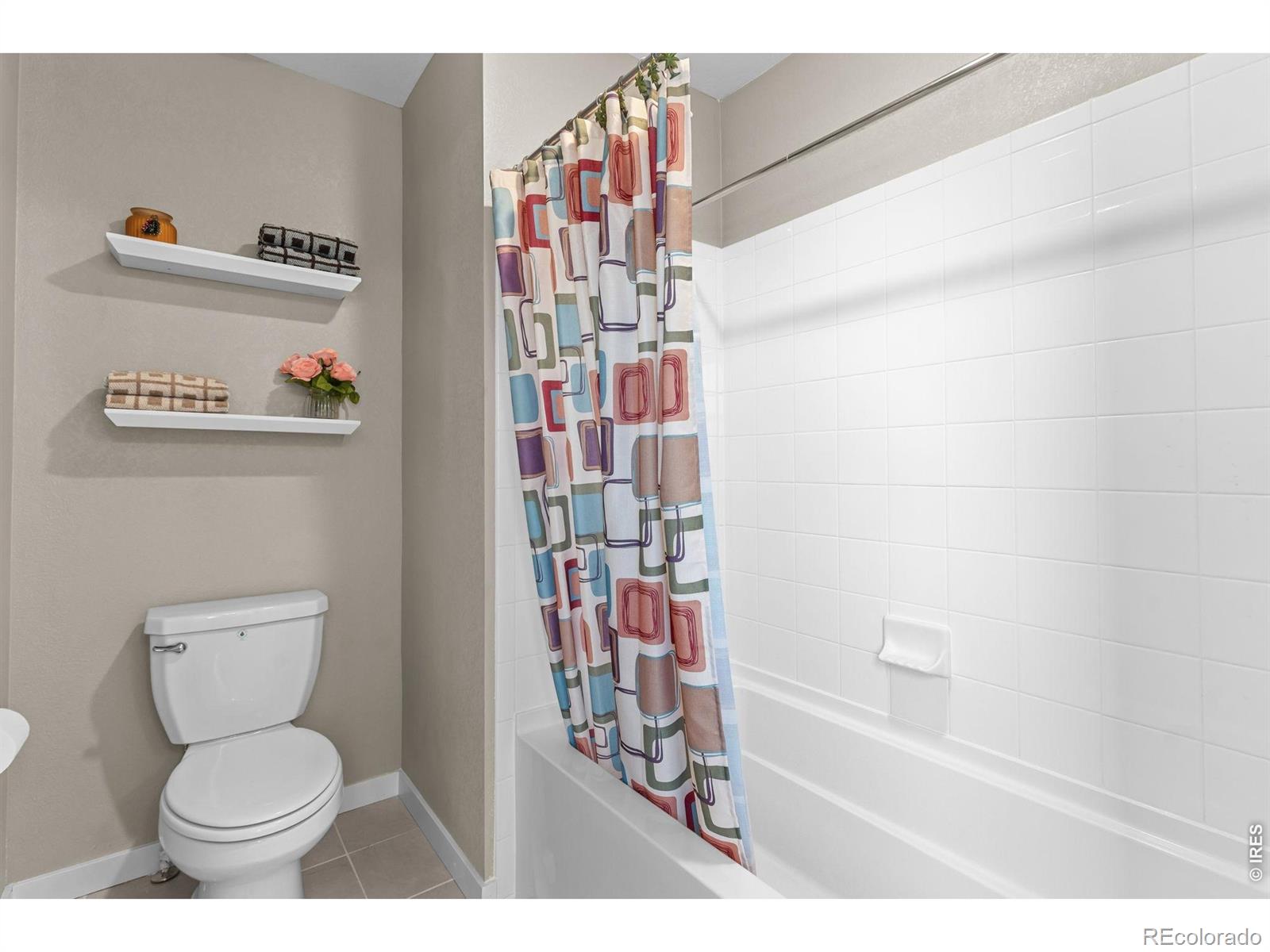 MLS Image #36 for 1661  vantage parkway,berthoud, Colorado
