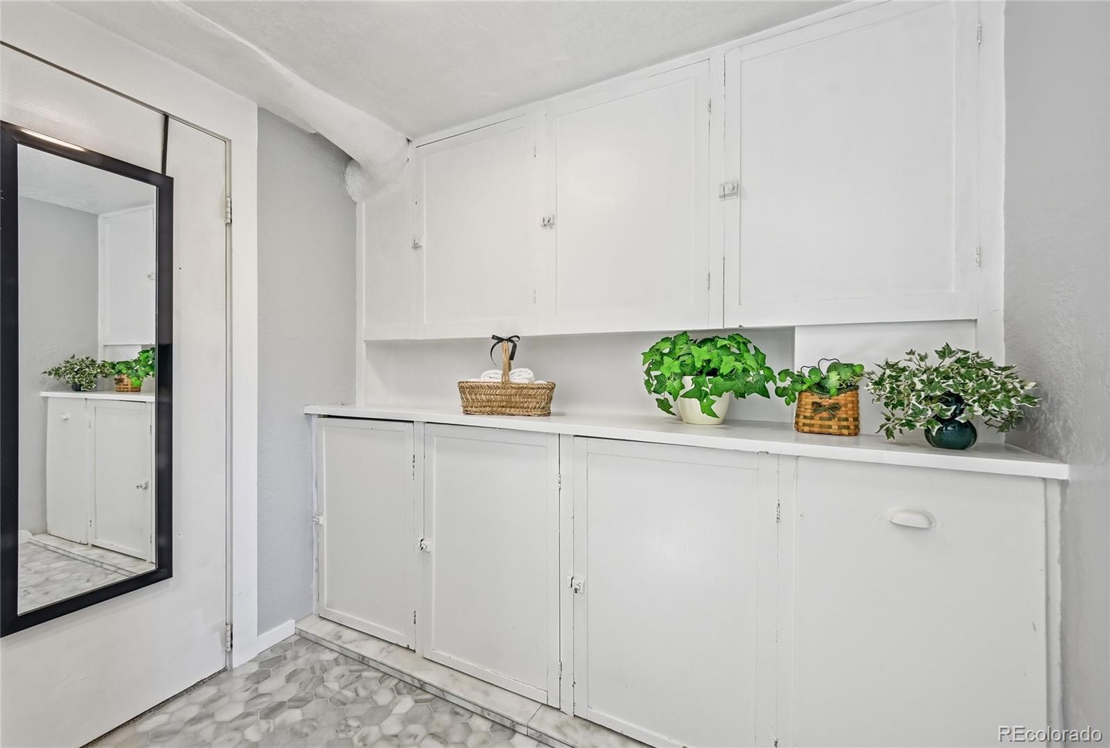 MLS Image #23 for 3022 s acoma street,englewood, Colorado