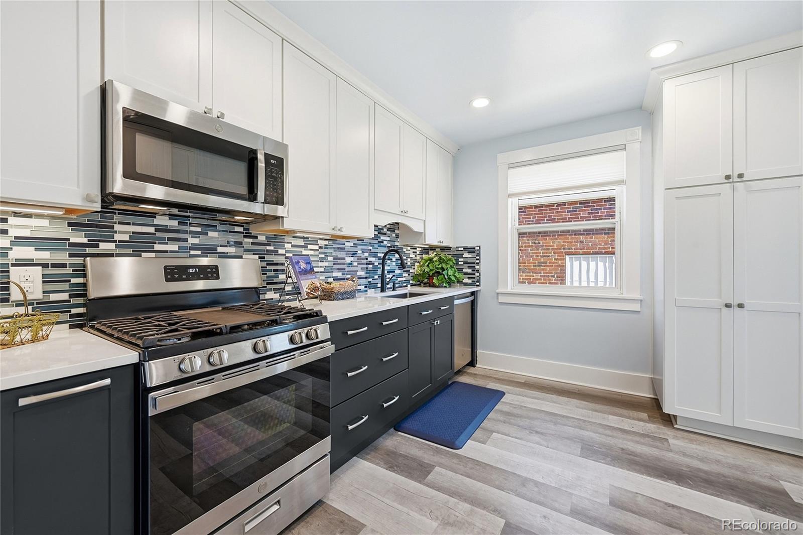 MLS Image #6 for 3022 s acoma street,englewood, Colorado