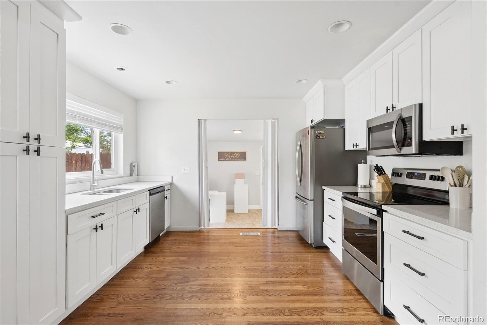 MLS Image #10 for 1251 s seneca way,denver, Colorado