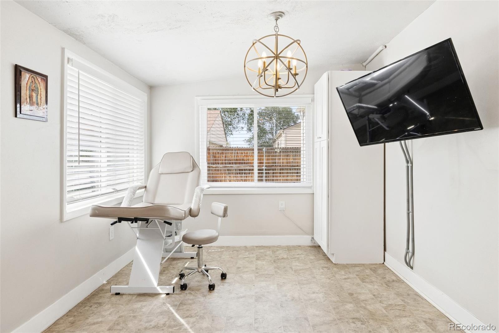 MLS Image #15 for 1251 s seneca way,denver, Colorado