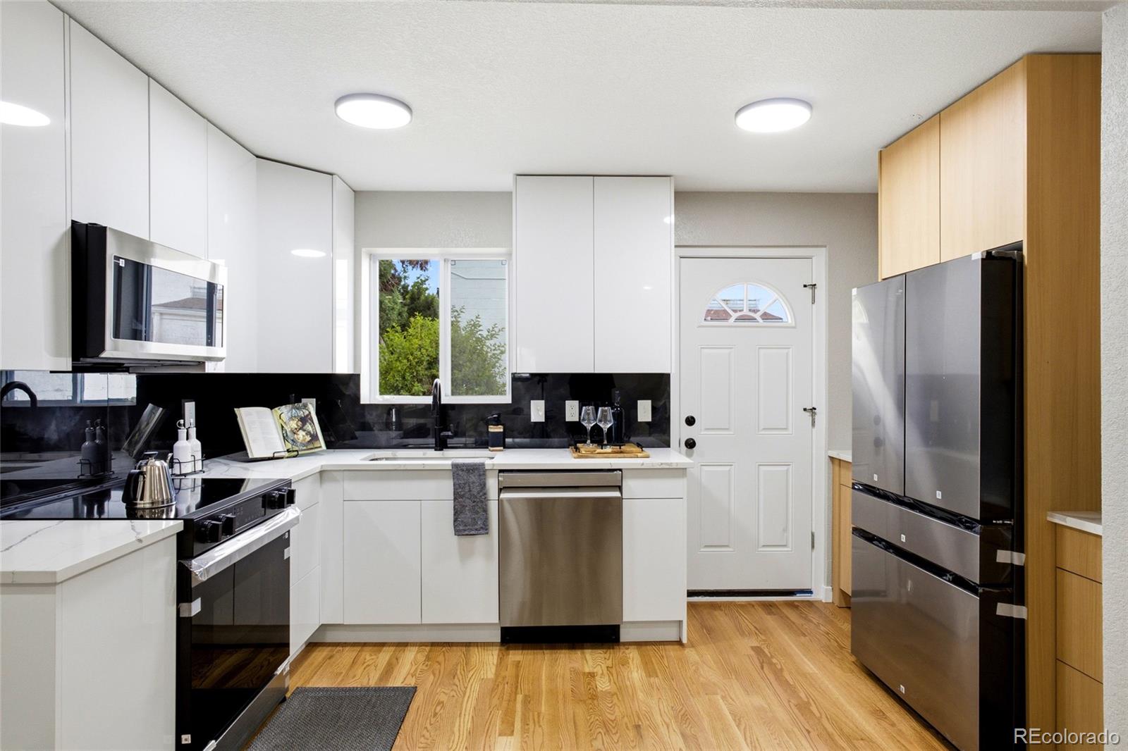 MLS Image #6 for 2823 n madison street,denver, Colorado
