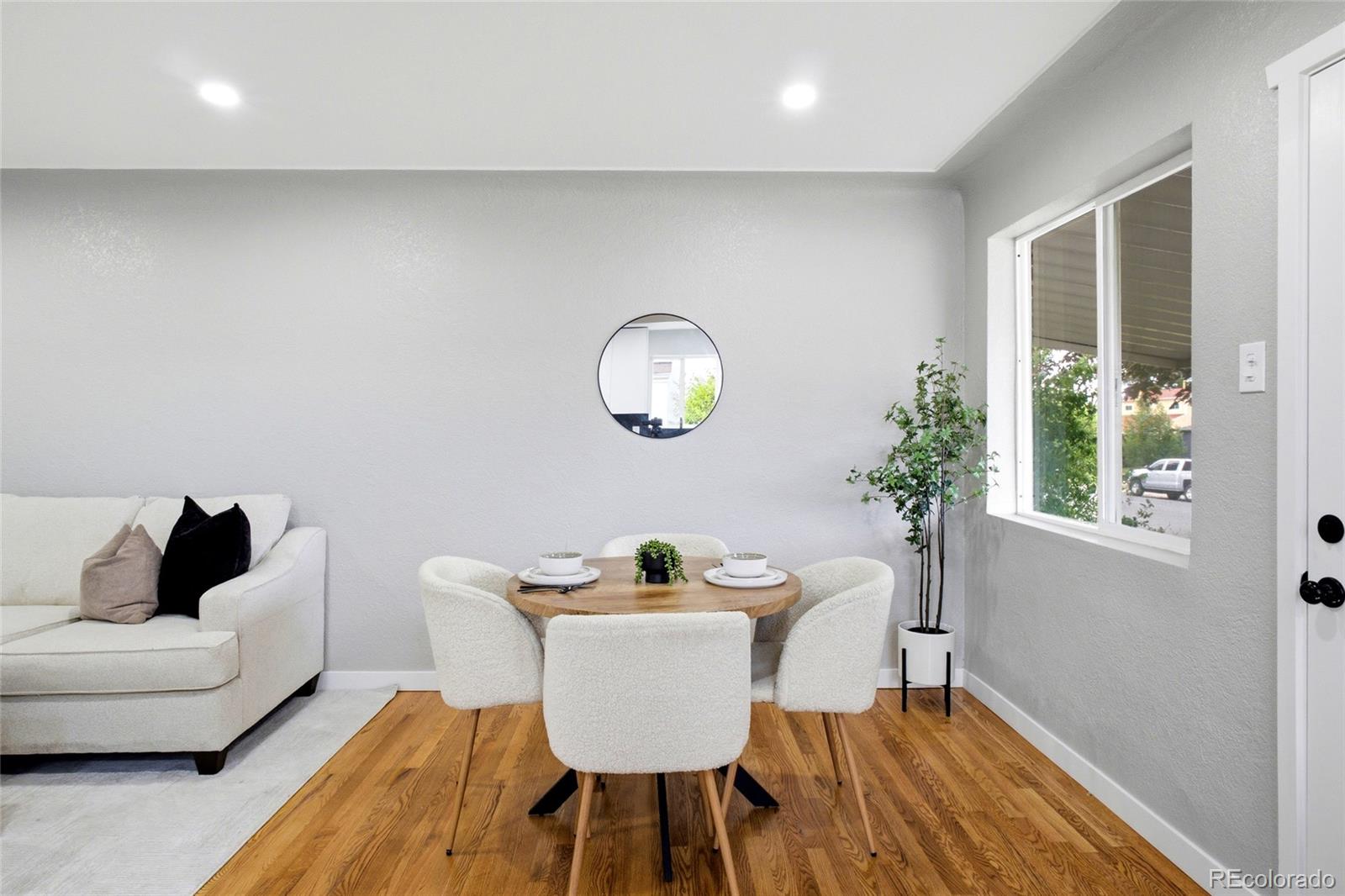MLS Image #7 for 2823 n madison street,denver, Colorado