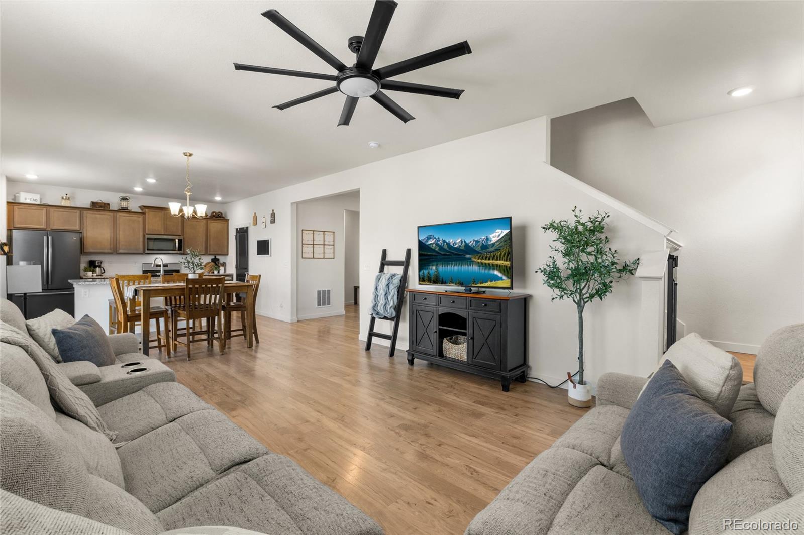 MLS Image #20 for 982  cascade falls street,windsor, Colorado