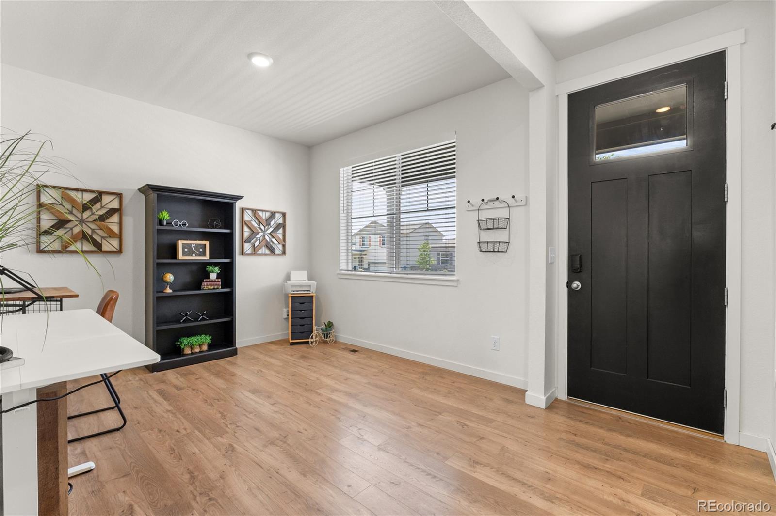 MLS Image #4 for 982  cascade falls street,windsor, Colorado