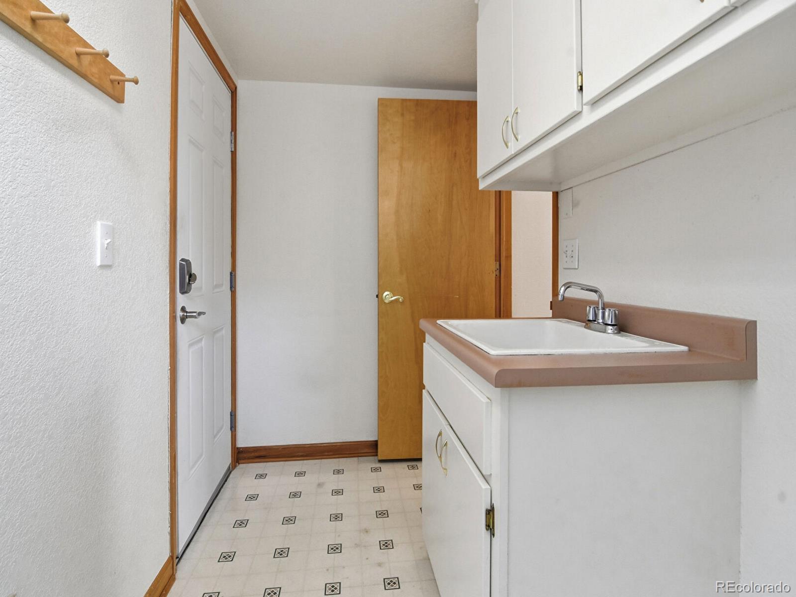 MLS Image #17 for 11349 e louisiana avenue,aurora, Colorado