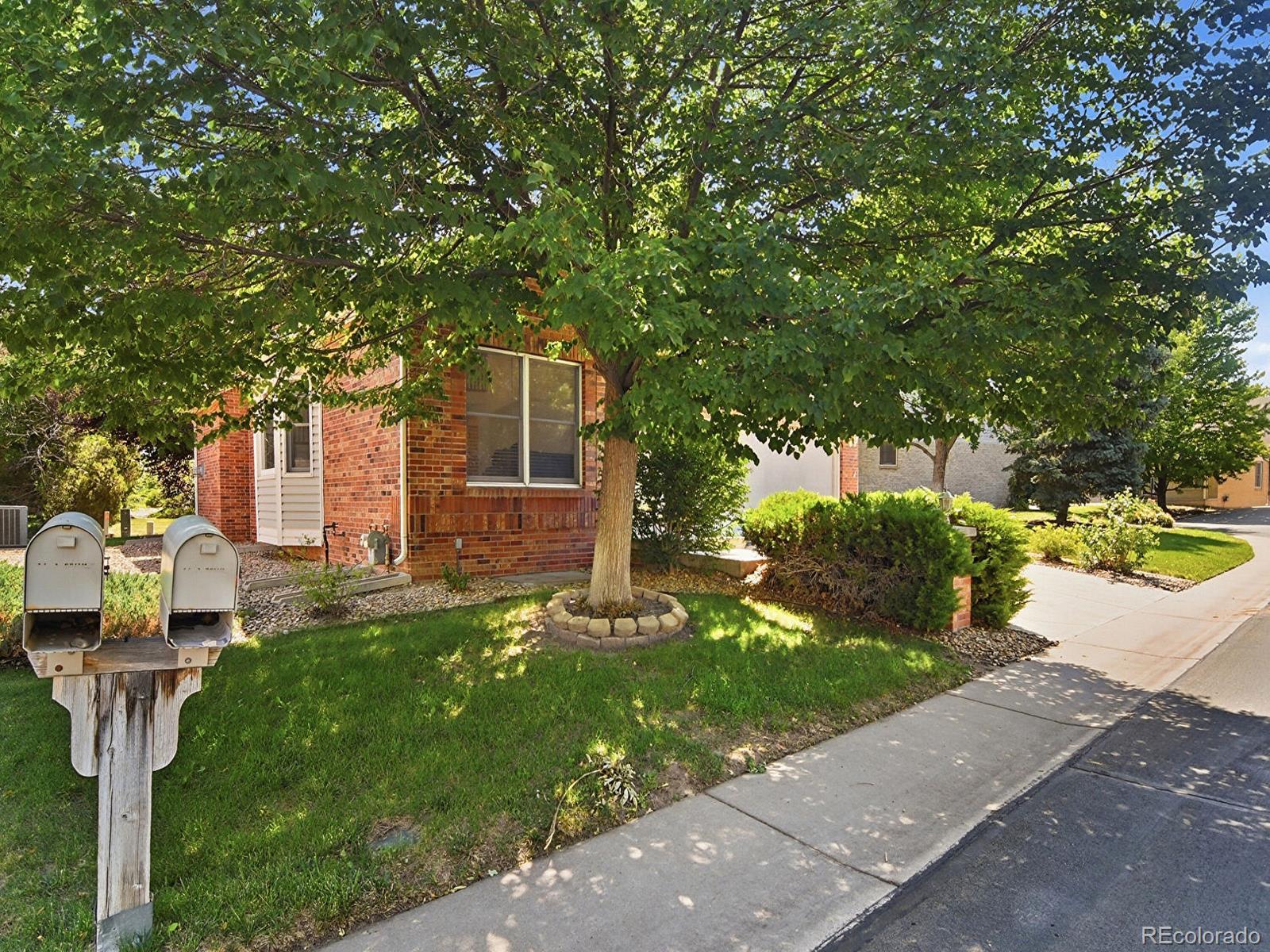 MLS Image #2 for 11349 e louisiana avenue,aurora, Colorado