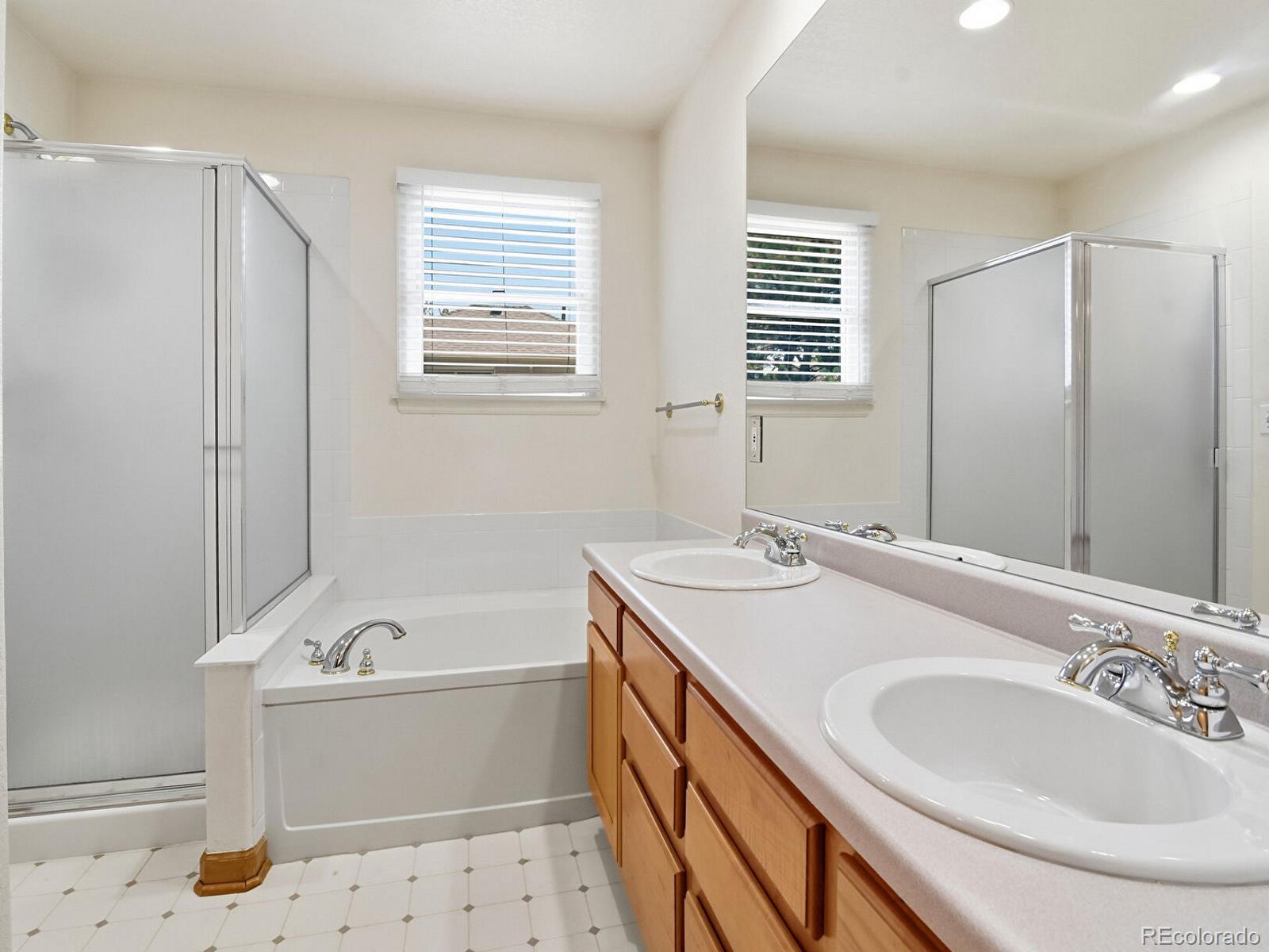 MLS Image #23 for 11349 e louisiana avenue,aurora, Colorado