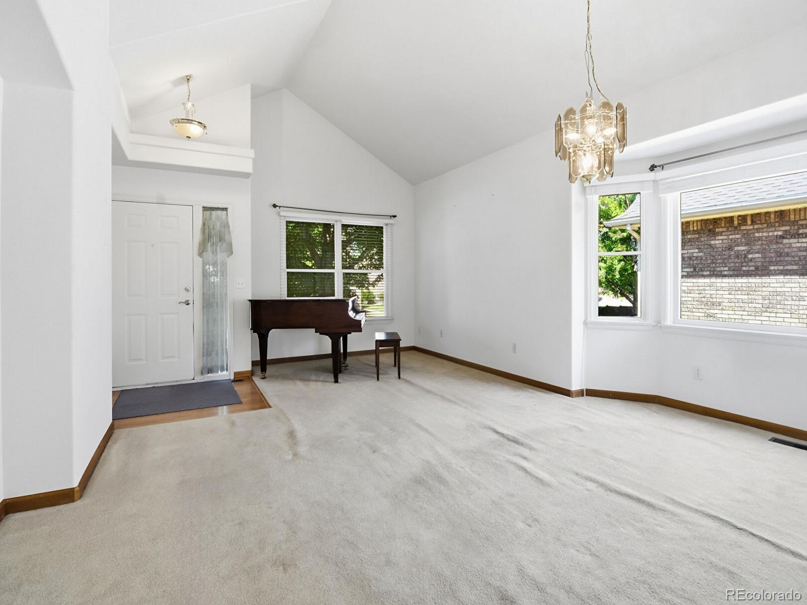 MLS Image #5 for 11349 e louisiana avenue,aurora, Colorado