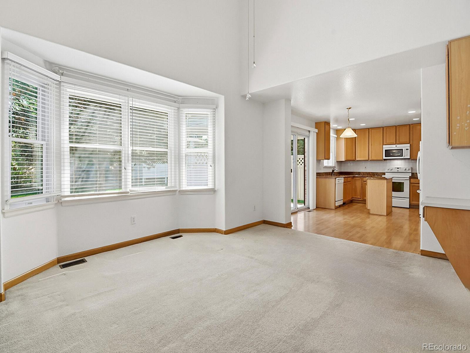 MLS Image #8 for 11349 e louisiana avenue,aurora, Colorado