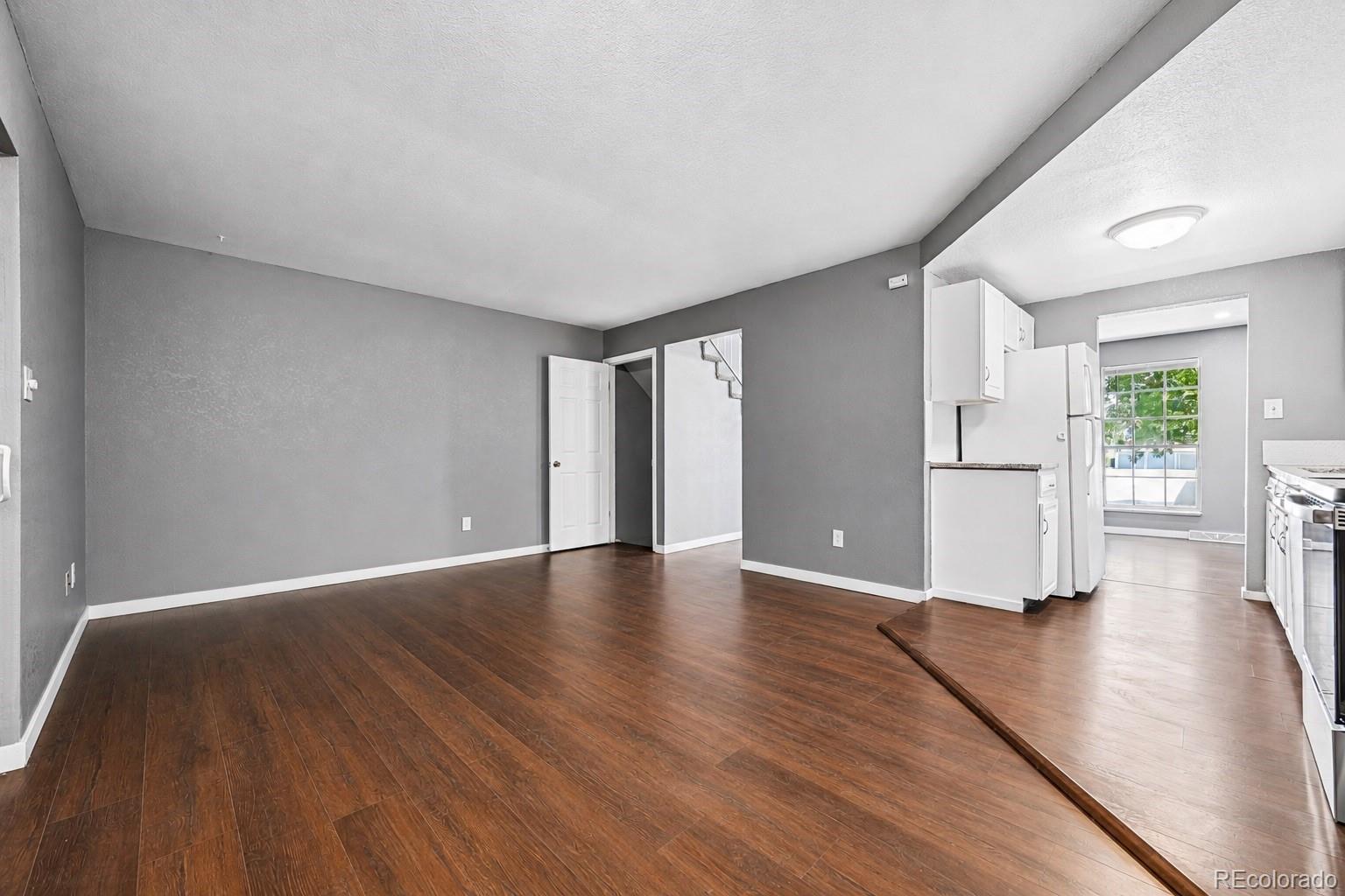 MLS Image #10 for 178  paris circle,aurora, Colorado