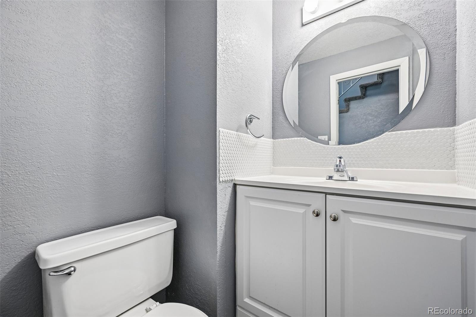 MLS Image #14 for 178  paris circle,aurora, Colorado