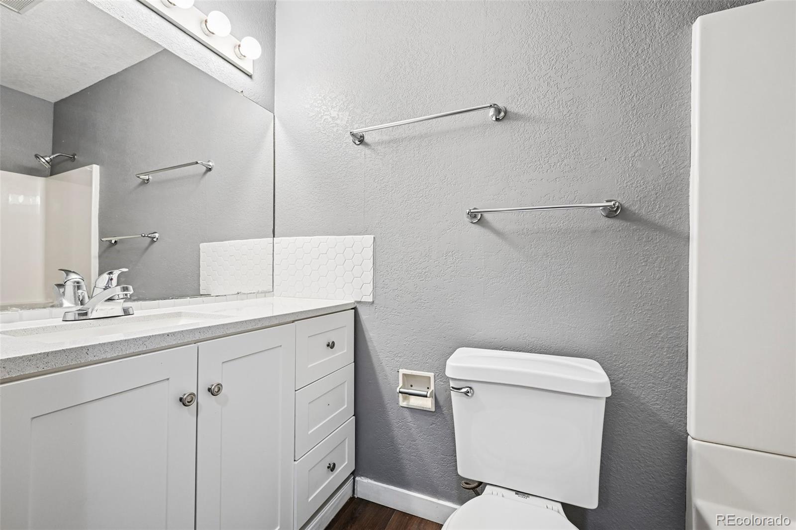 MLS Image #15 for 178  paris circle,aurora, Colorado
