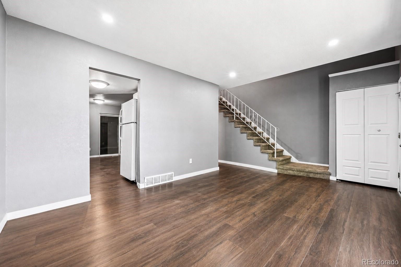 MLS Image #20 for 178  paris circle,aurora, Colorado