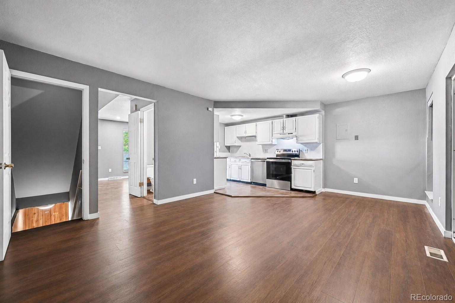 MLS Image #21 for 178  paris circle,aurora, Colorado