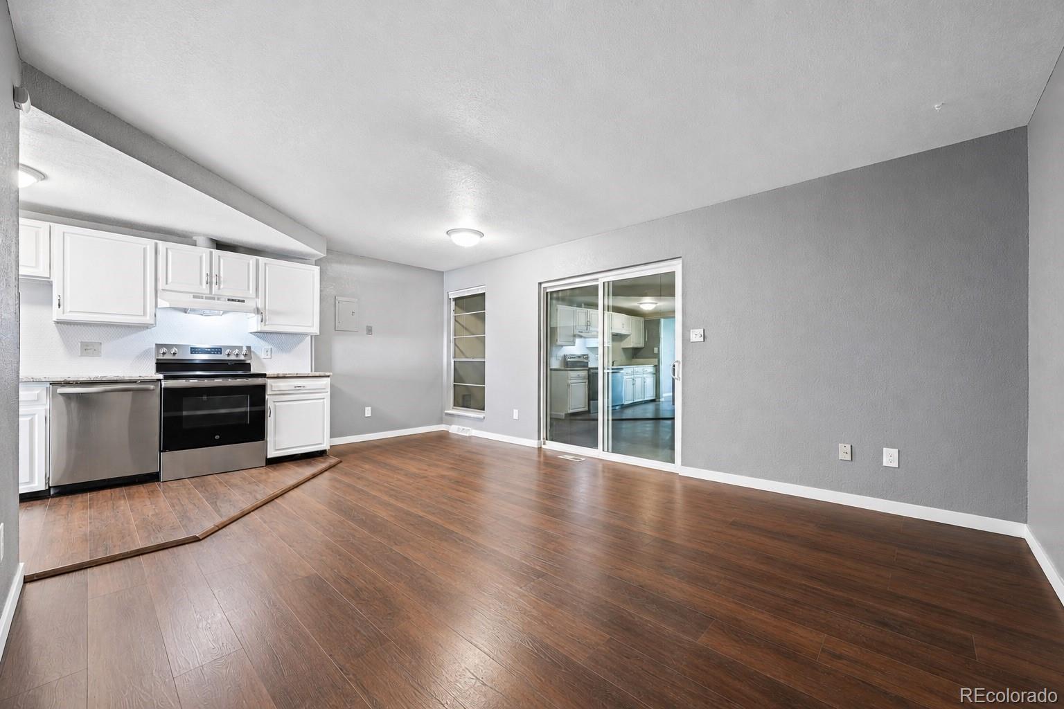 MLS Image #23 for 178  paris circle,aurora, Colorado