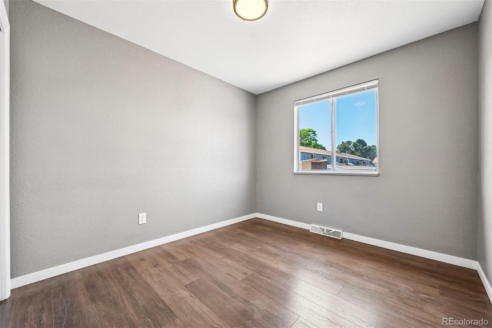 MLS Image #25 for 178  paris circle,aurora, Colorado