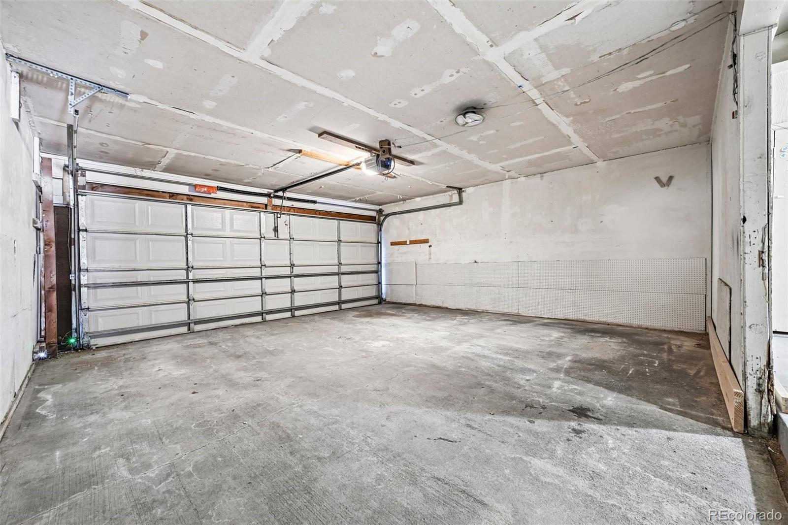 MLS Image #41 for 178  paris circle,aurora, Colorado