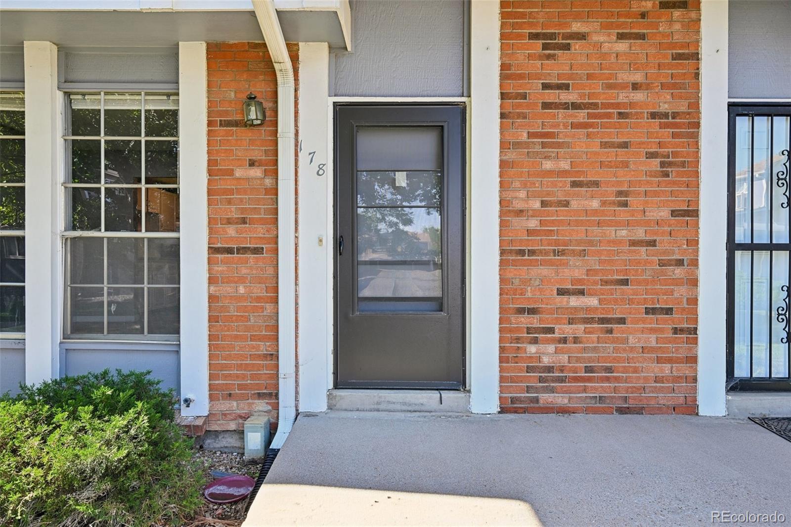 MLS Image #5 for 178  paris circle,aurora, Colorado