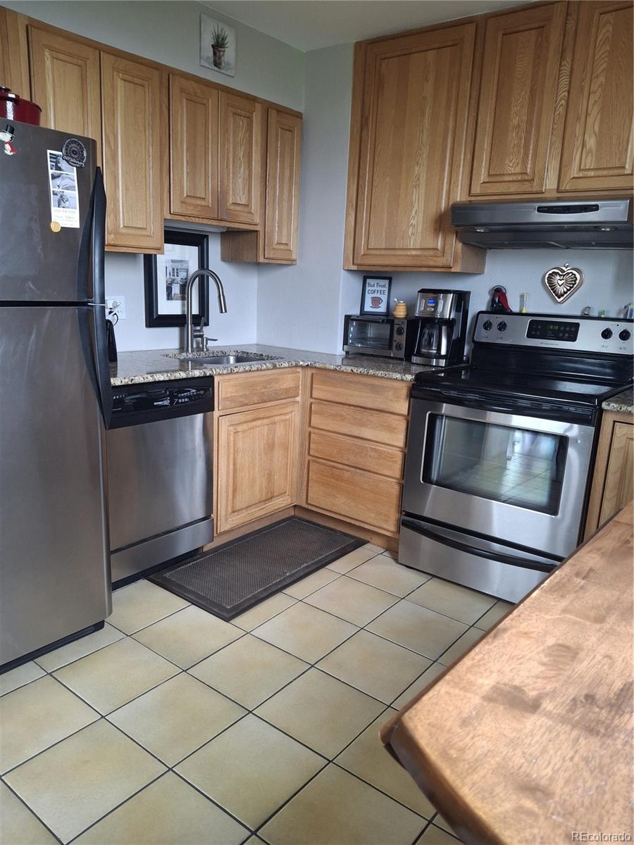 MLS Image #30 for 480 s marion parkway,denver, Colorado
