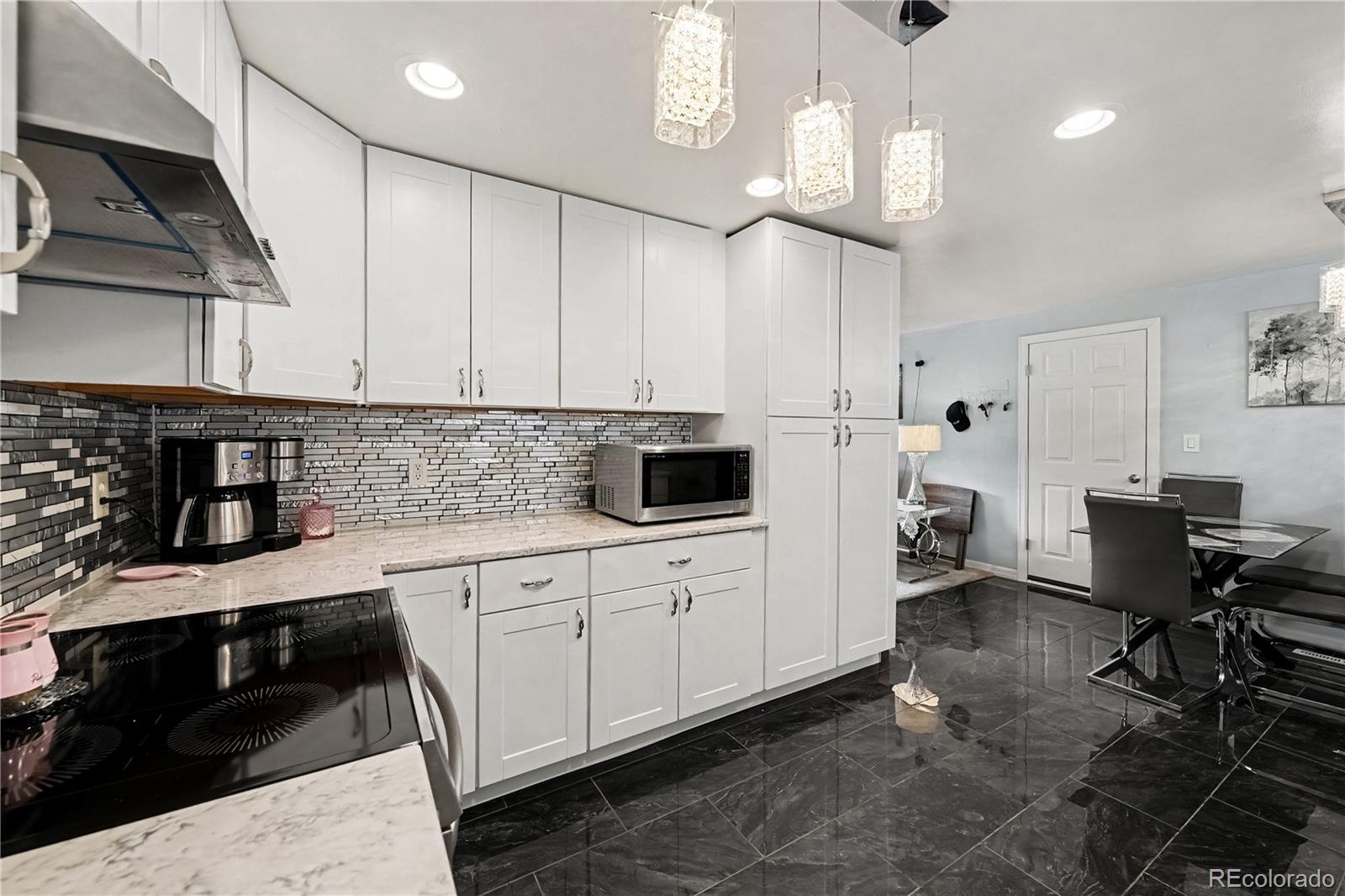 MLS Image #11 for 8  elizabeth court,longmont, Colorado